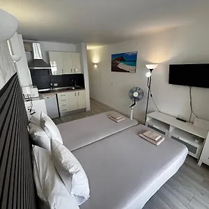 cozy-studio-in-los-cristianos-beach.in-canary-islands.com/